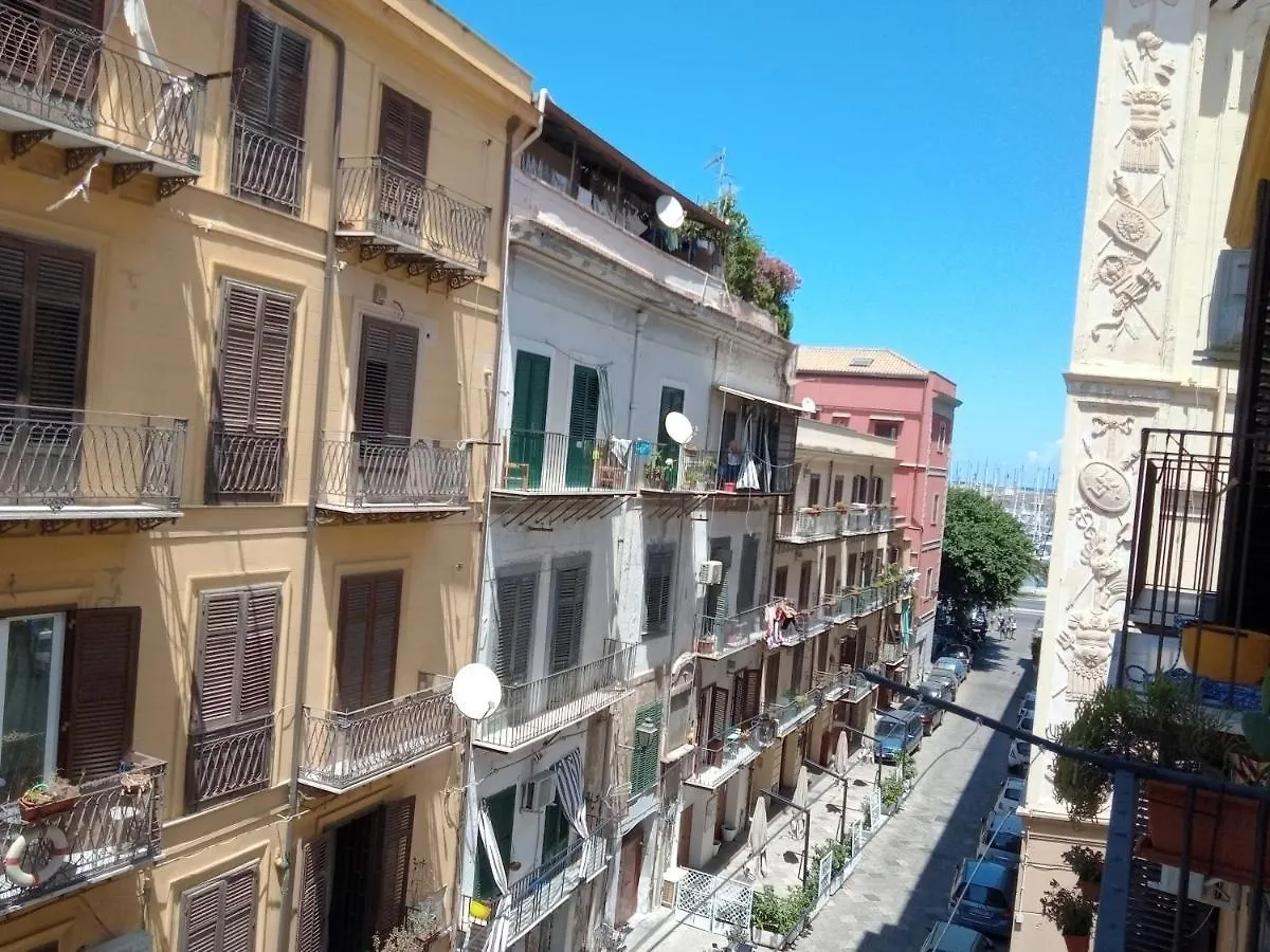 Studio10 Palermo Apartment